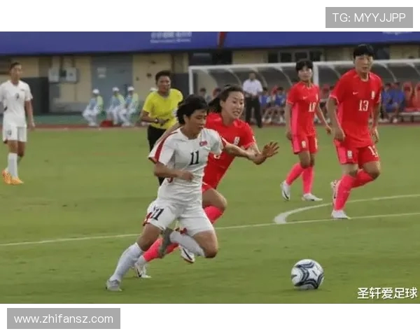 南京足球队与杭州足球队速度较量的赛后分析与总结