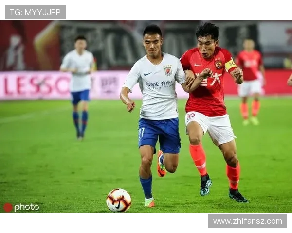 2017年恒大与鲁能精彩对决录像回顾及赛后分析